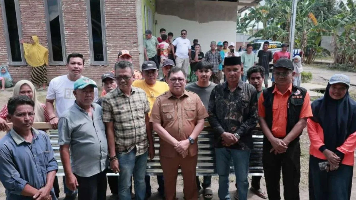 Bupati Daeng Manye Kunjungi Warga Korban Puting Beliung di Sawakong